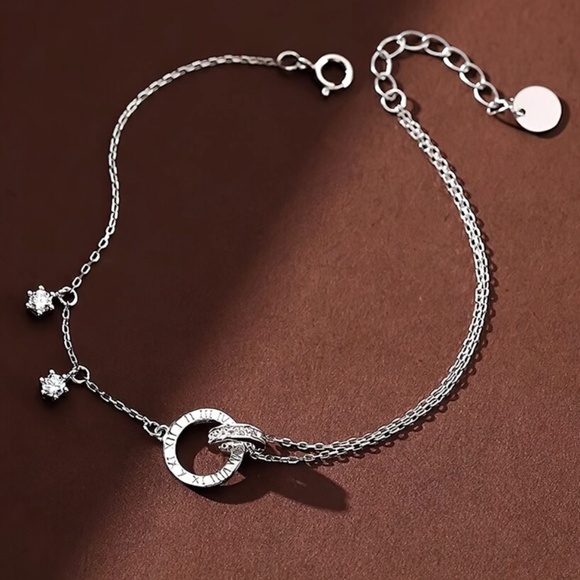925 Sterling Silver Cubic Zirconia Double Circle Bracelet - Picture 5 of 9